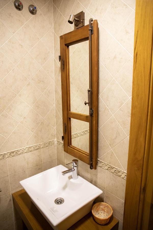 Hotel Un Lugar En La Vecilla Dueñas Kültér fotó