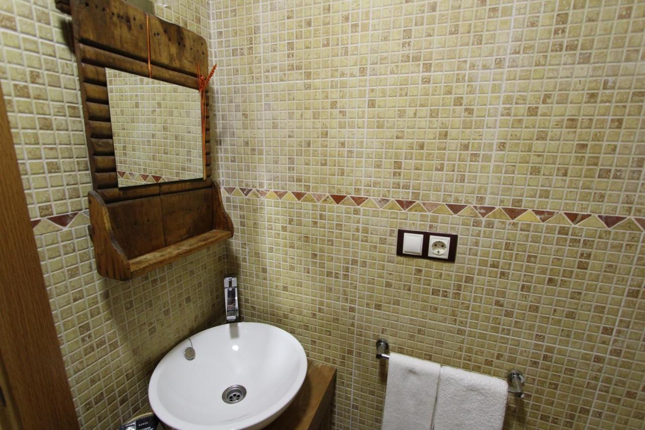 Hotel Un Lugar En La Vecilla Dueñas Kültér fotó